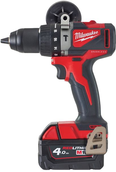 Vŕtačka s príklepom AKU Milwaukee M18™ M18BLPD2-402X /4933464560/